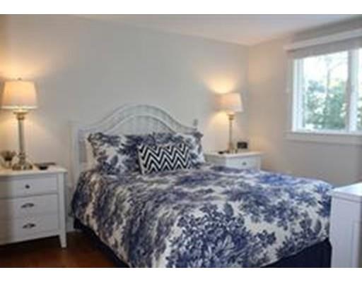 17 Menemsha Rd, Mashpee, MA 02649 photo 13