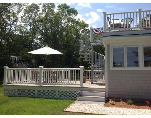 17 Menemsha Rd, Mashpee, MA 02649 photo 2