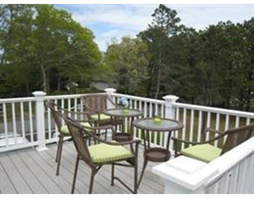 17 Menemsha Rd, Mashpee, MA 02649 photo 8