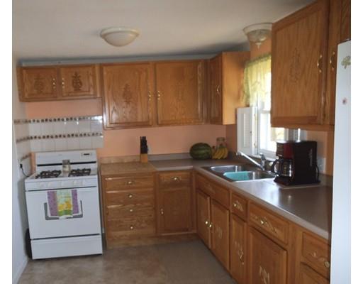 46 Willowbrook Dr, Springfield, MA 01129 photo 7