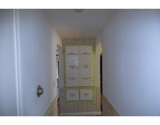 46 Willowbrook Dr, Springfield, MA 01129 photo 17