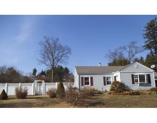 46 Willowbrook Dr, Springfield, MA 01129 photo 2