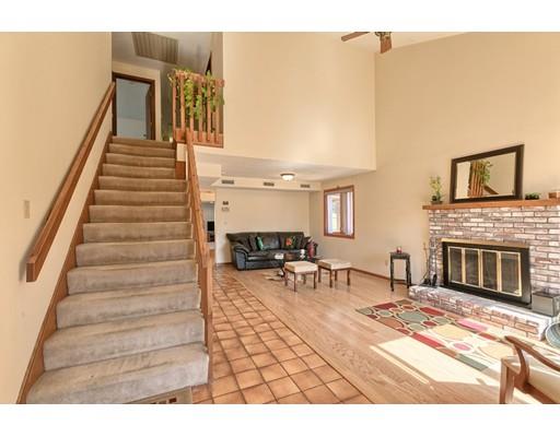 3 Castle Dr, Acton, MA 01720 photo 4
