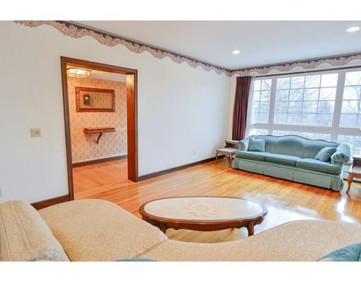100 Hillside Rd, Braintree, MA 02184 photo 6