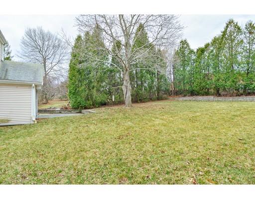 100 Hillside Rd, Braintree, MA 02184 photo 3