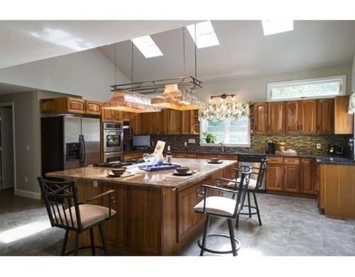 30 Brooks, Upton, MA 01568 photo 6