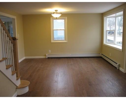 12 Arrowhead Dr, Buzzards Bay, MA 02532 photo 11