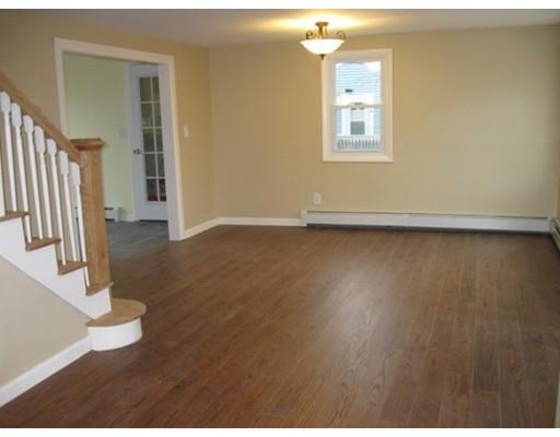 12 Arrowhead Dr, Buzzards Bay, MA 02532 photo 10