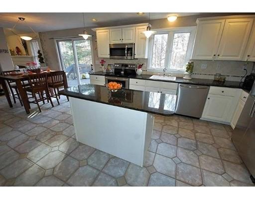 3 Lapham Ct, Mendon, MA 01756 photo 6