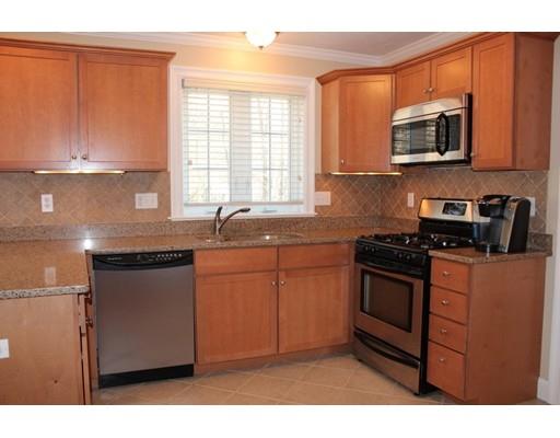 49 Hartford Ave E, Mendon, MA 01756 photo 4