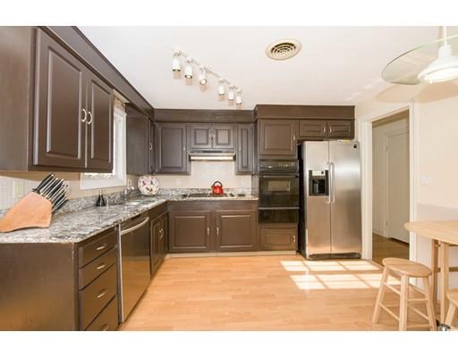 200 Robert Rd, Dedham, MA 02026 photo 5