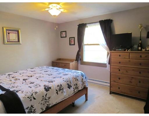 5 Devils Ln, Brimfield, MA 01010 photo 9