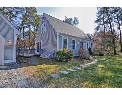 34 Eisenhower Dr, Cotuit, MA 02635 photo 3