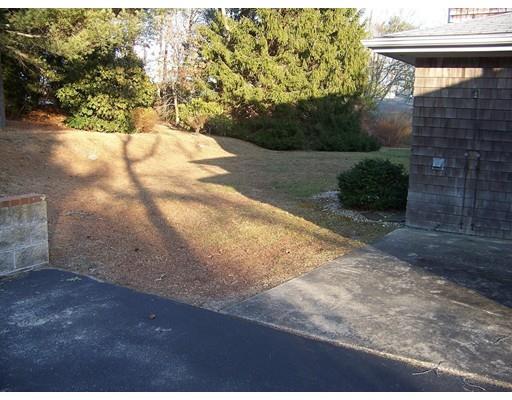 4 Pine Tree Dr, Buzzards Bay, MA 02532 photo 9