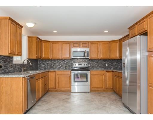227 Mazarin St, Springfield, MA 01151 photo 11