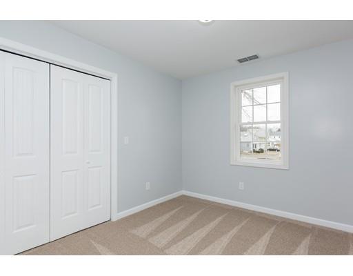 227 Mazarin St, Springfield, MA 01151 photo 24