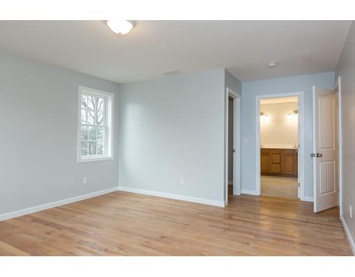 227 Mazarin St, Springfield, MA 01151 photo 20