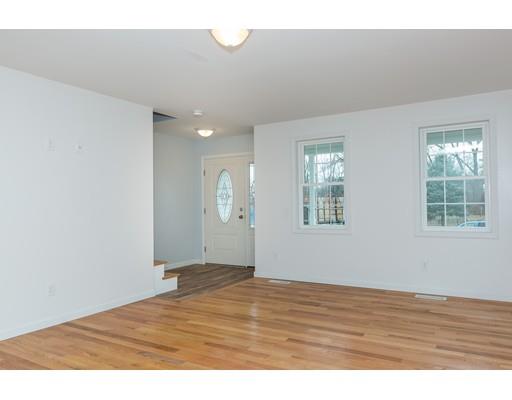 227 Mazarin St, Springfield, MA 01151 photo 7
