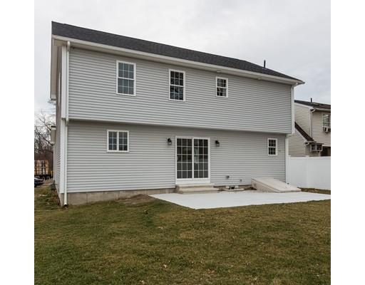227 Mazarin St, Springfield, MA 01151 photo 4