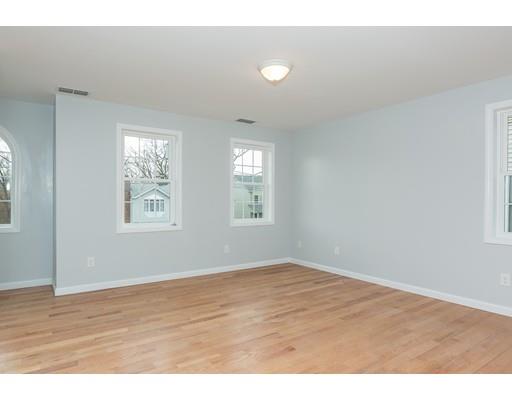 227 Mazarin St, Springfield, MA 01151 photo 18