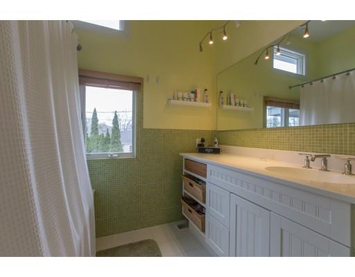 24 Amherst Rd, Marblehead, MA 01945 photo 17
