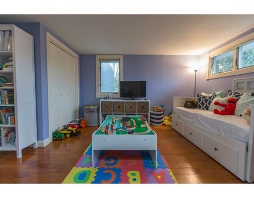 24 Amherst Rd, Marblehead, MA 01945 photo 13