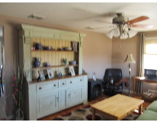 79 Moreau Dr, Chicopee, MA 01020 photo 9