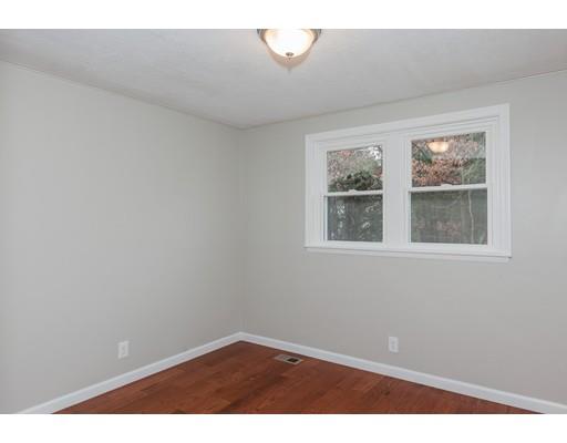 141 Malibu Dr, Springfield, MA 01128 photo 13