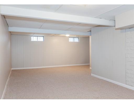 141 Malibu Dr, Springfield, MA 01128 photo 19