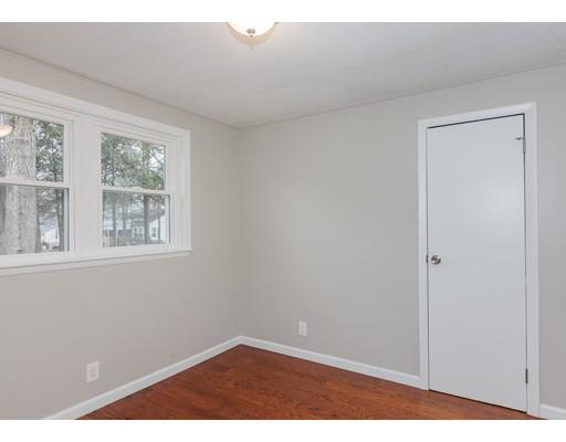 141 Malibu Dr, Springfield, MA 01128 photo 14