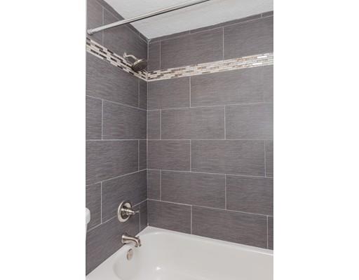 141 Malibu Dr, Springfield, MA 01128 photo 12