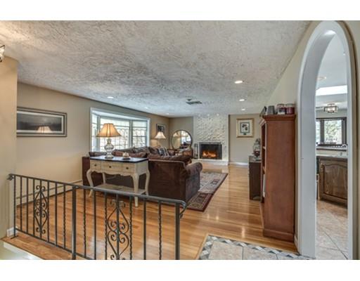 4 Arthur Rd, Wakefield, MA 01880 photo 3