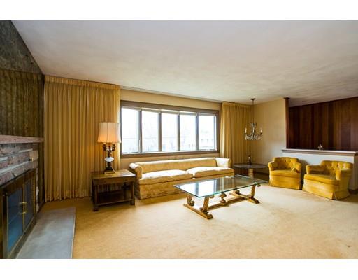 60 Sears Rd, Milton, MA 02186 photo 5