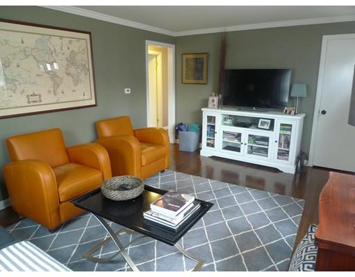 60 Clement, Springfield, MA 01118 photo 4