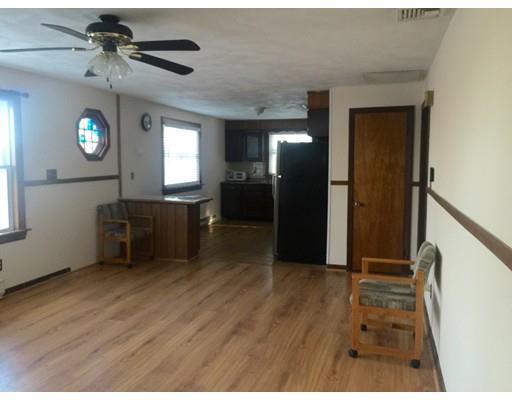 21 N Steele St, Worcester, MA 01607 photo 3
