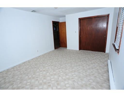 21 N Steele St, Worcester, MA 01607 photo 7