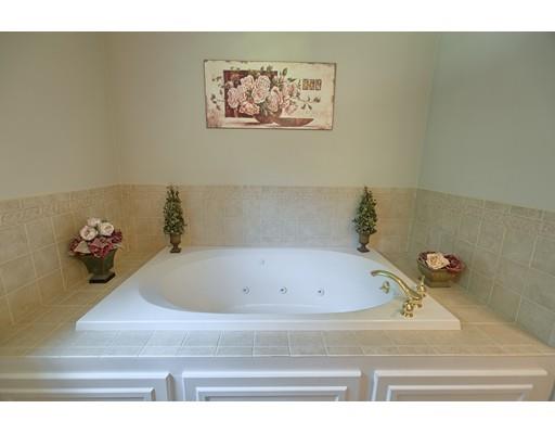 65 Stonepost Rd, Pelham, NH 03076 photo 27
