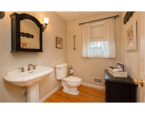 65 Stonepost Rd, Pelham, NH 03076 photo 15