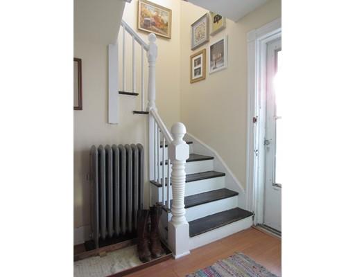 4 Arthur St, Beverly, MA 01915 photo 6