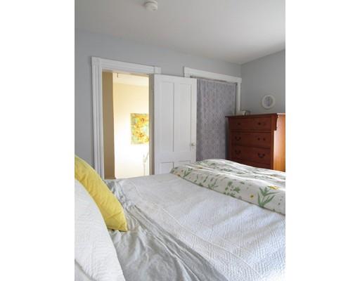 4 Arthur St, Beverly, MA 01915 photo 10