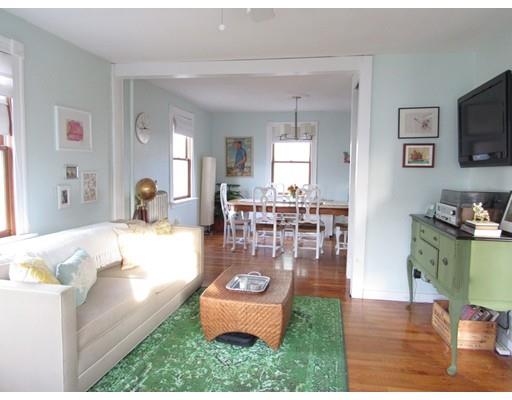 4 Arthur St, Beverly, MA 01915 photo 2