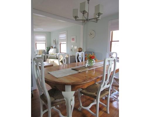 4 Arthur St, Beverly, MA 01915 photo 4
