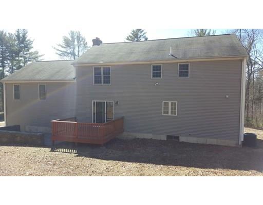 86 Milford St, Upton, MA 01568 photo 3