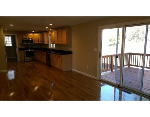 86 Milford St, Upton, MA 01568 photo 4