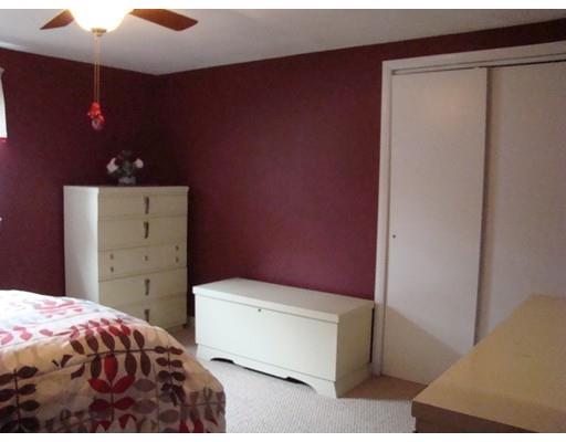 2 Robinson St, Webster, MA 01570 photo 11