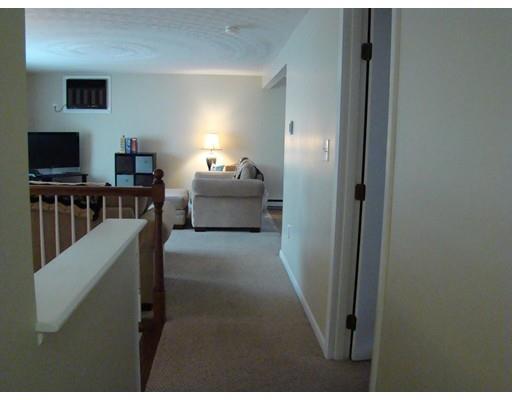 2 Robinson St, Webster, MA 01570 photo 9