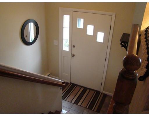 2 Robinson St, Webster, MA 01570 photo 8