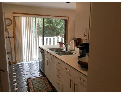 14 Debbie Ln, Mashpee, MA 02649 photo 6