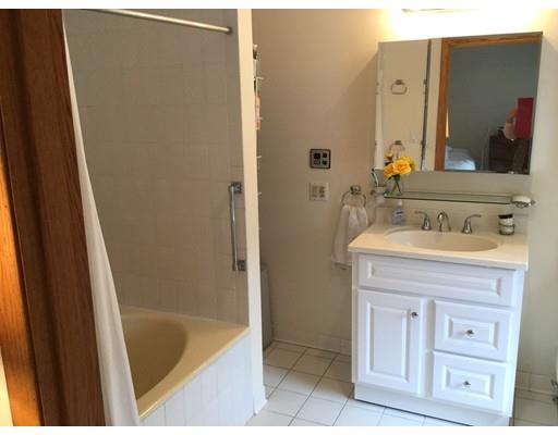 14 Debbie Ln, Mashpee, MA 02649 photo 17
