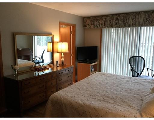 14 Debbie Ln, Mashpee, MA 02649 photo 16